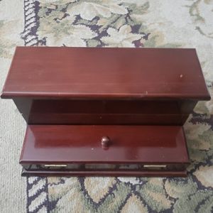 The 1986 BOMBAY Company Wood Storage/Trinket Box